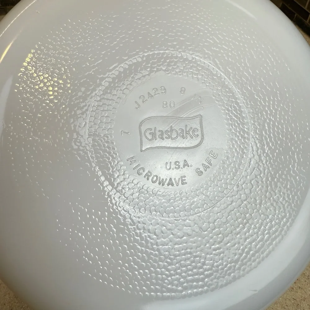 Glasbake vintage milk
